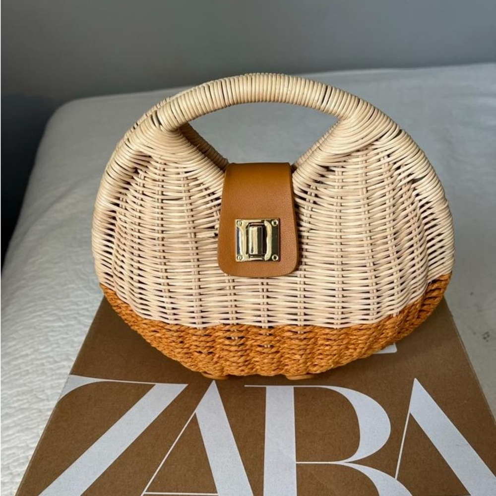 Zara Woven Shoulder Bag in Tan and Cream
